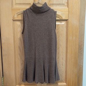 Antonio Melani XS Cashmere Turtle Neck Peplum